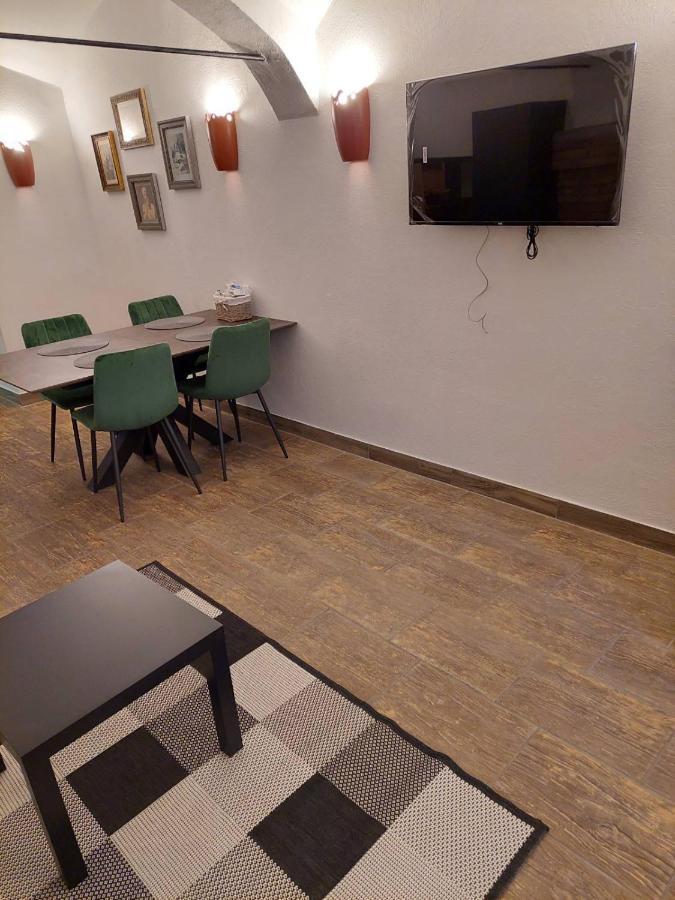 Aroma Apartments Ljubljana Bagian luar foto